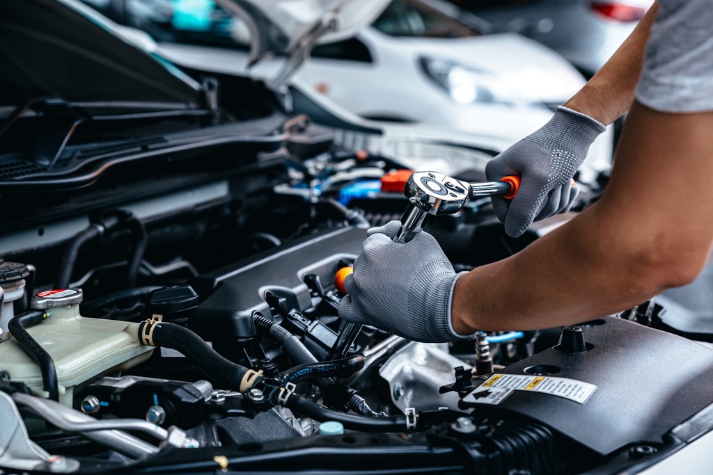 Vehicle Maintenance & Daily Inspection Routines